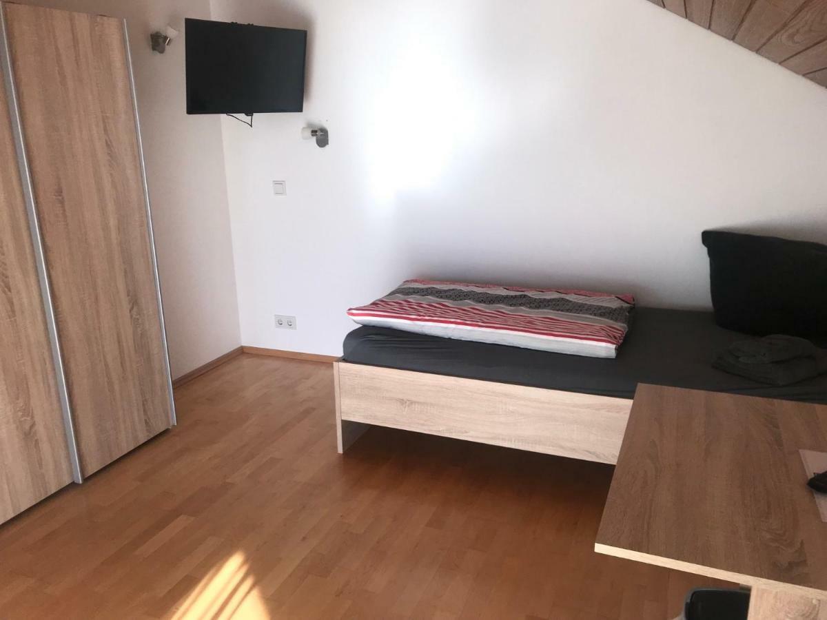 Ferienwohnung Asum Dasing Ngoại thất bức ảnh